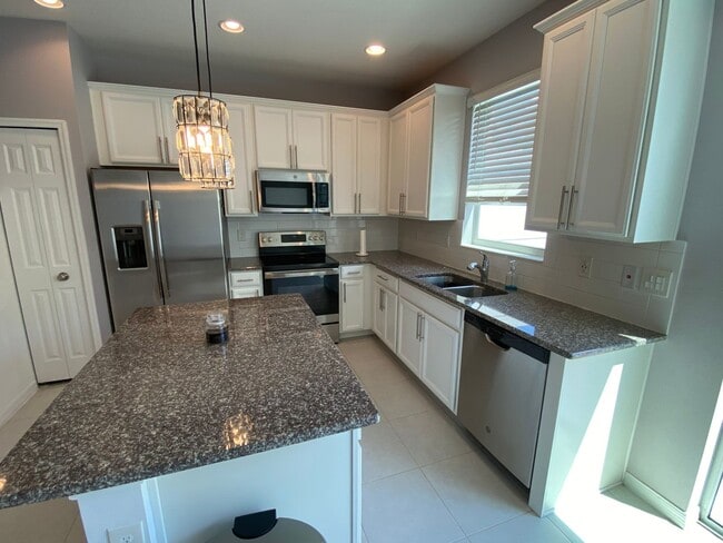Photo - 3/2.5 Townhome near Orlando Airport