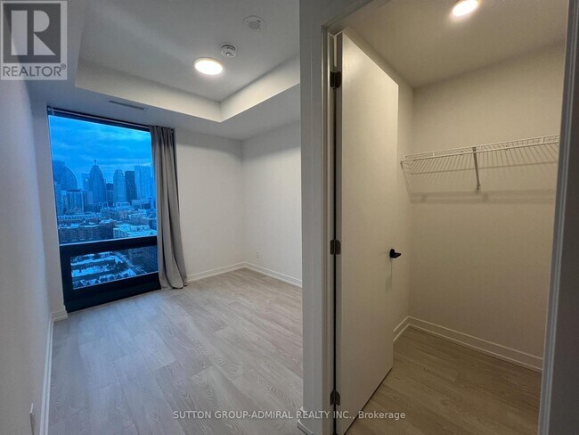 Photo - 35 Parliament St Unit 1904