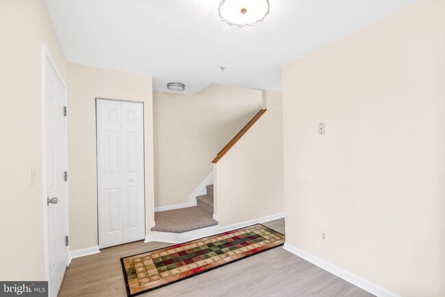 Photo - 217 E Dover St Townhome