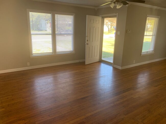 Photo - 3 Bedroom 1 Bath Home