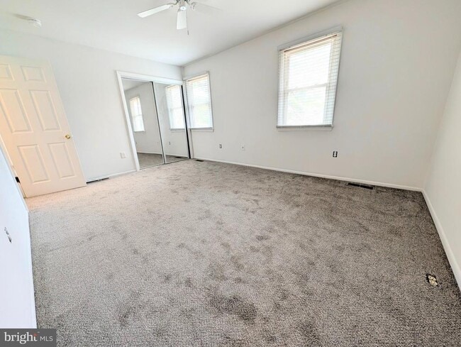 Photo - 321 Charred Oak Ct