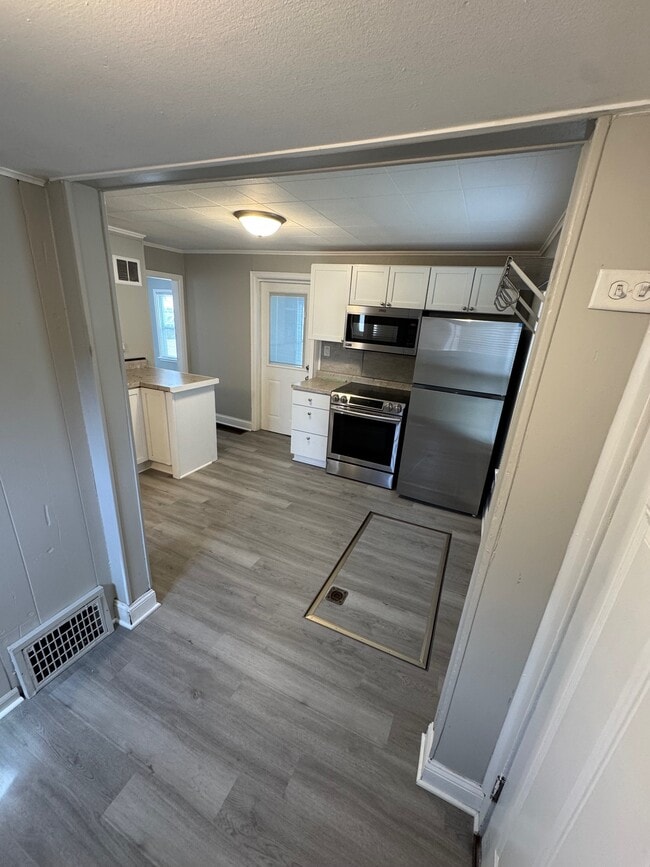 Photo - 1220 Moore St