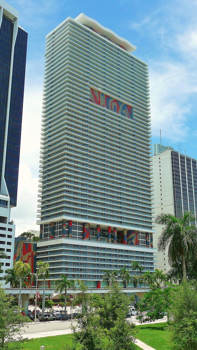 50 Biscayne Blvd