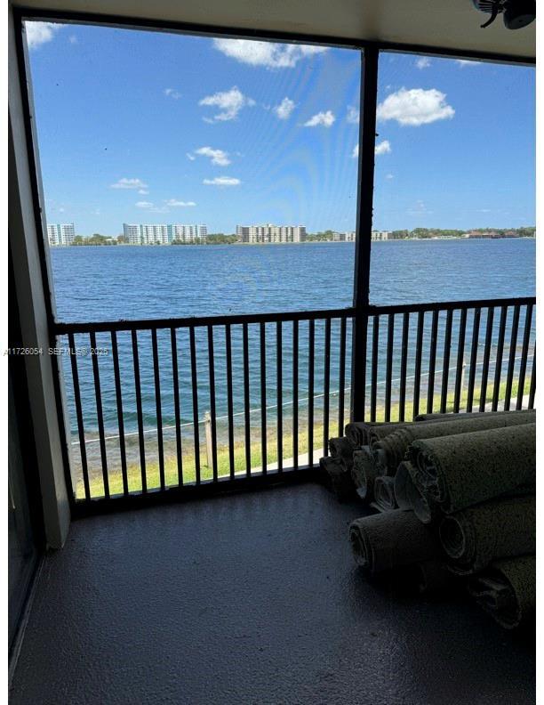 Photo - 117 Lake Emerald Dr Unit 202