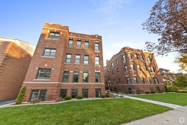 Building Photo - 1 bedroom in Evanston IL 60202 Unit 1133-E1 Rental