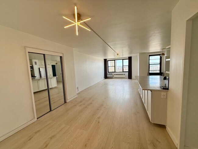 Photo - 10 HURON Ave Apartamento Unidad 12J