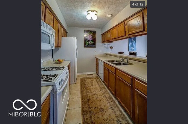 Photo - 1743 Park N Way