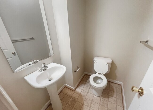 Photo - 1724 Market St