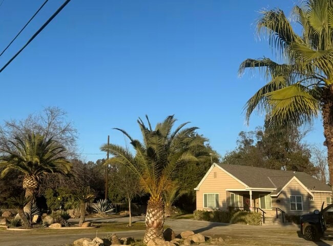 Photo - 8145-8142 8 1/2 Ave