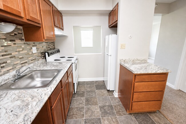 SYCAMORE APARTMENTS -- 130