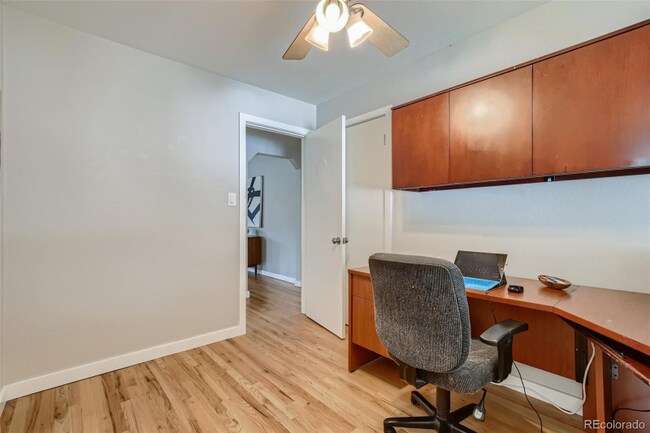 Photo - 2070 Kendall St