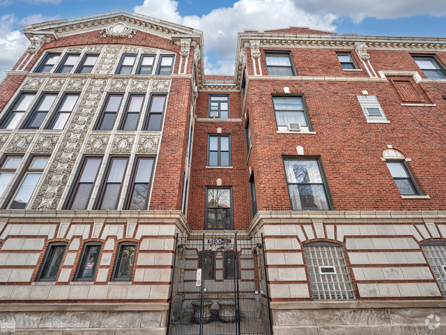 Building Photo - 5132 S Drexel Ave Unit 2D Rental