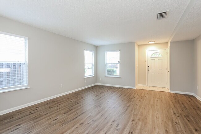 Photo - 5736 Birds Nest Ln