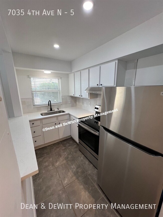Photo - 7035 4th Ave N Unidad 5