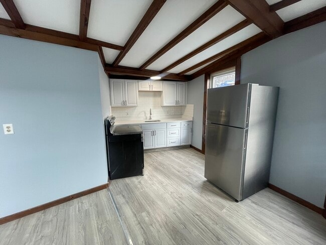 Photo - 16 Oriole St Unit 3