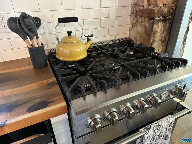 Photo - 8817 Mission Home Rd