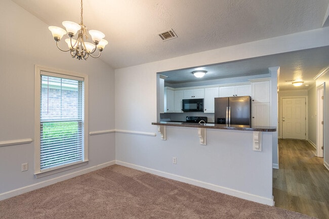 Photo - 310 Connor Cir Townhome