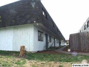 Photo - Queens Trace Apartments