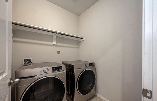 Photo - 6409 Hollock Meadows Ln