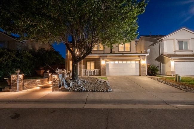 Photo - 2210 Citrine Way