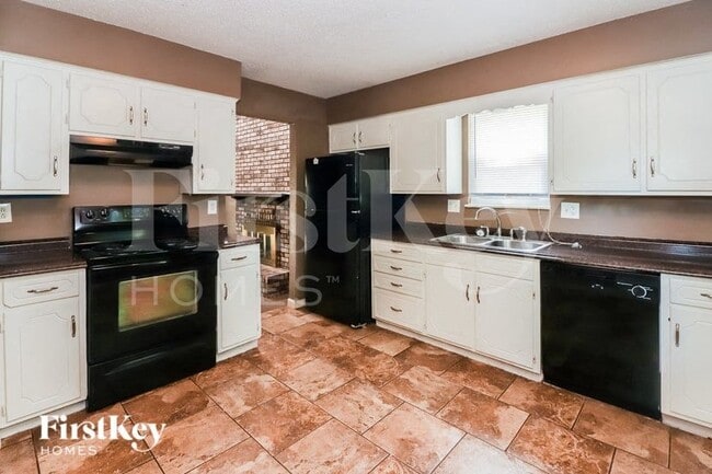 Photo - 9137 E 90 Terrace