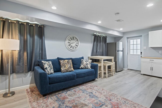 Photo - 229 S Peters Rd Unit ID1312615P