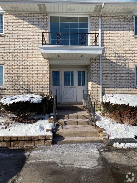 Building Photo - 42285 Woodward Ave Unit S1-3 Rental