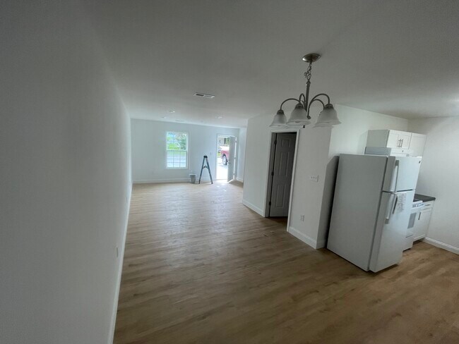 Photo - 309 W 7th St Unit New construction