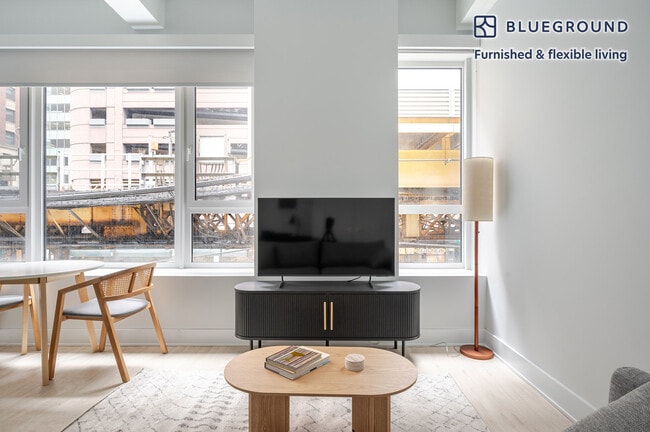 Photo - 188 N Wells St Unit SI FL2-ID1235