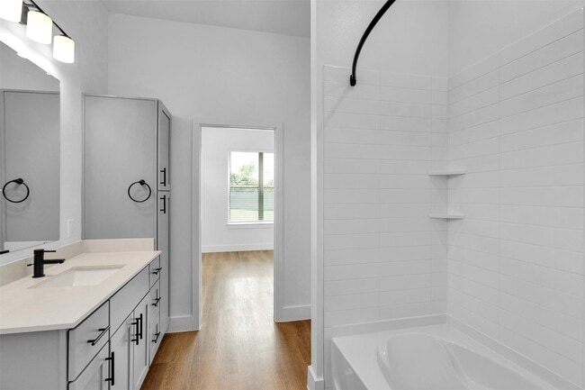 Photo - 1511 Provident Dr