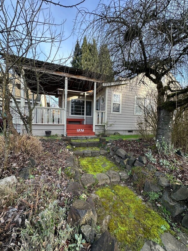 Photo - 3 Bed Room 1.5 Bath