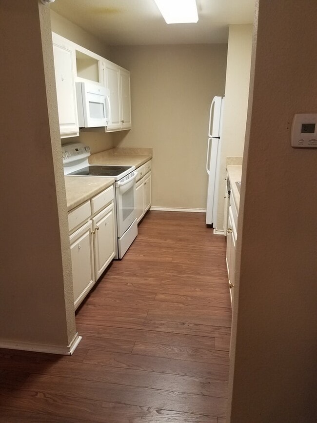 Photo - 124 S McKown Avenue