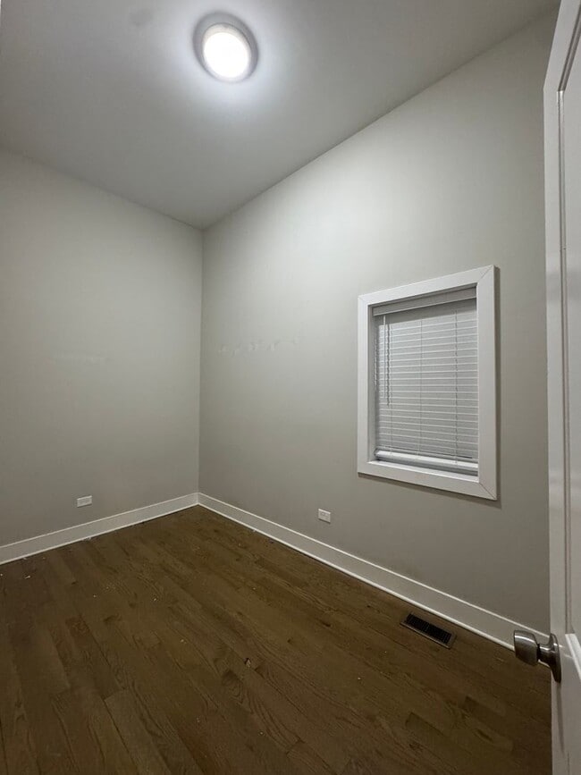 Photo - AM-Clybourn LLC Unit 2421-1A