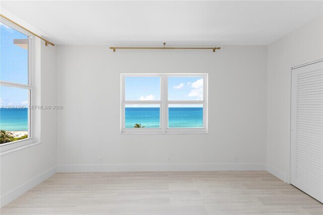 Photo - 4747 Collins Ave Unit 709
