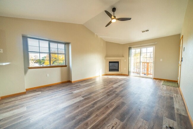 Photo - 1221 University Ave Unidad F302