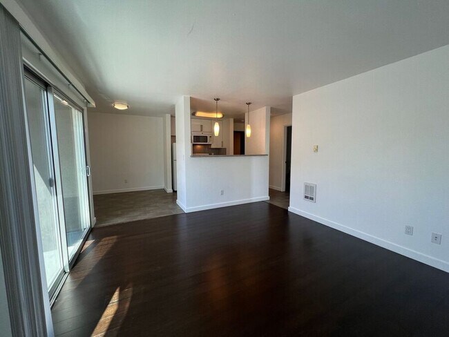 Photo - 2240 Blake St Unit 208