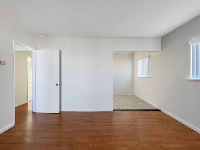 345 E Louise St Unit 02