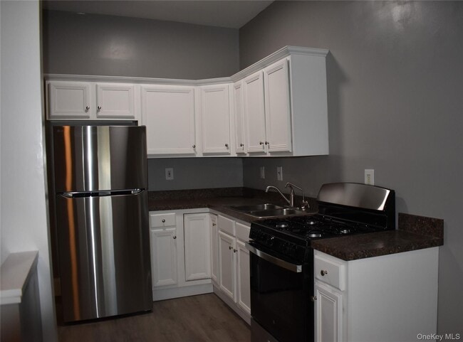 Photo - 30 Willow Rd