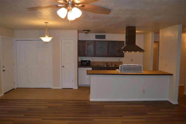 Photo - 5329 Strickland Ave