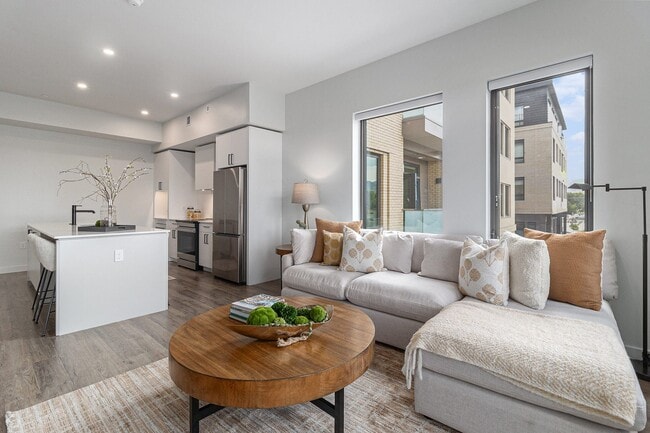 Photo - Boulder Commons