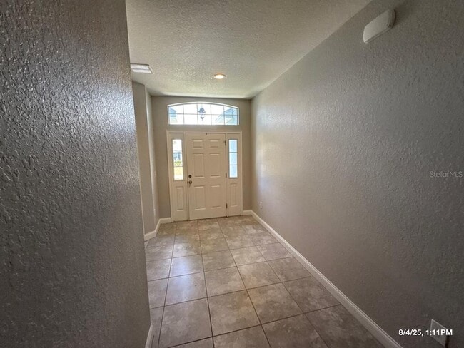 Photo - 146 Eloise Oaks Dr