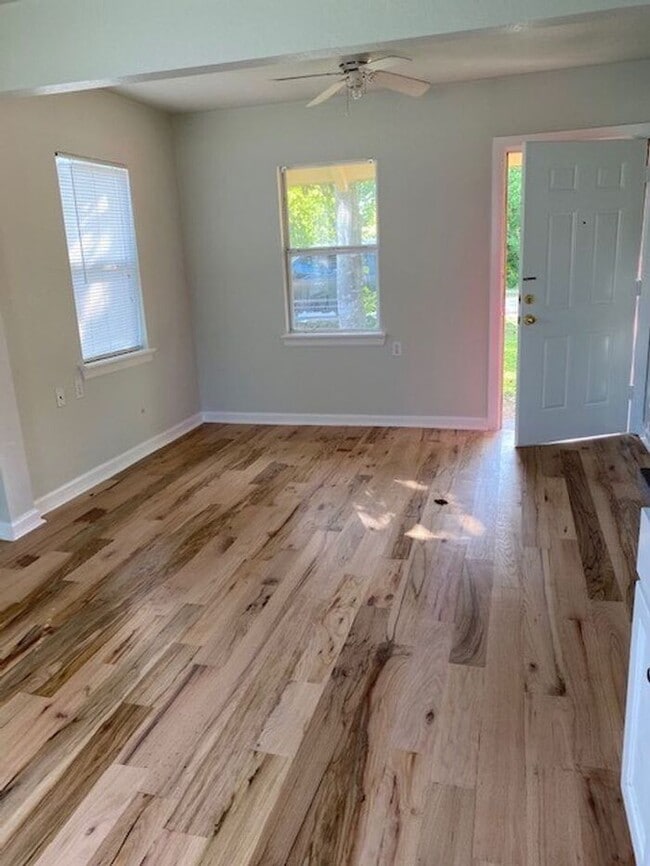 Photo - CUTE 1 BEDROOM / 1 BATH - SMITHVILLE HOME