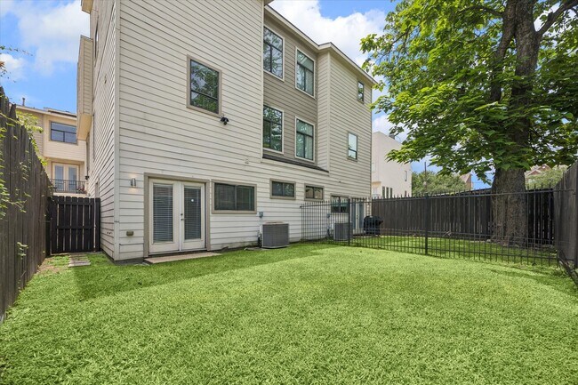 Photo - 2309 McIlhenny St