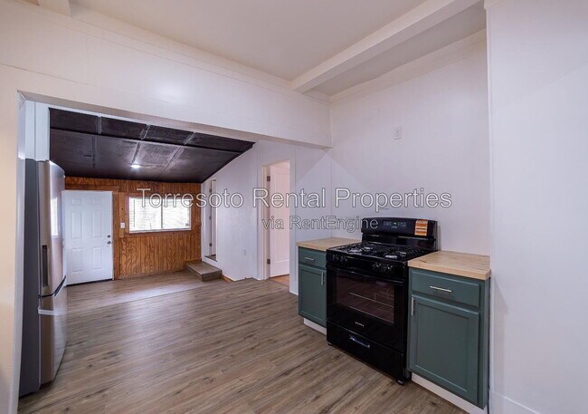 Photo - 1927 Lee Hall St Unit A