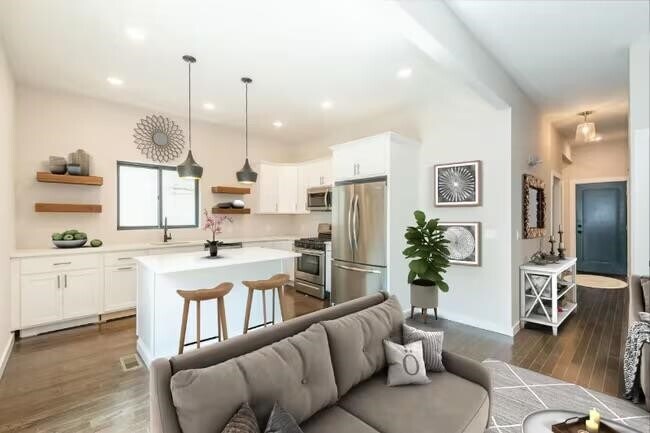 Photo - 2212 Palisade Ave Unit 1