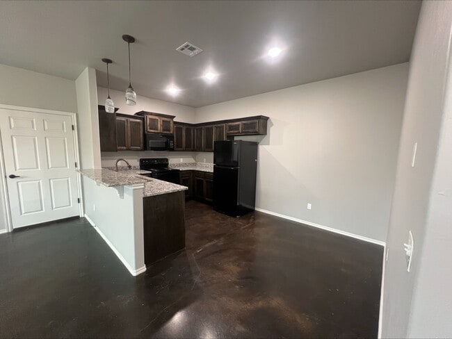 Photo - The Villas at Choctaw Creek
