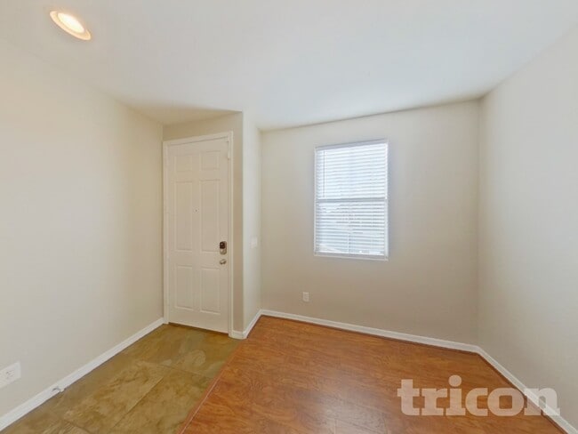 Photo - 451 S Hawes Rd