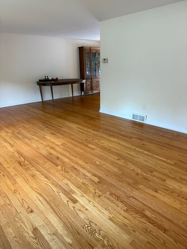 Photo - 512 Oakridge Dr House