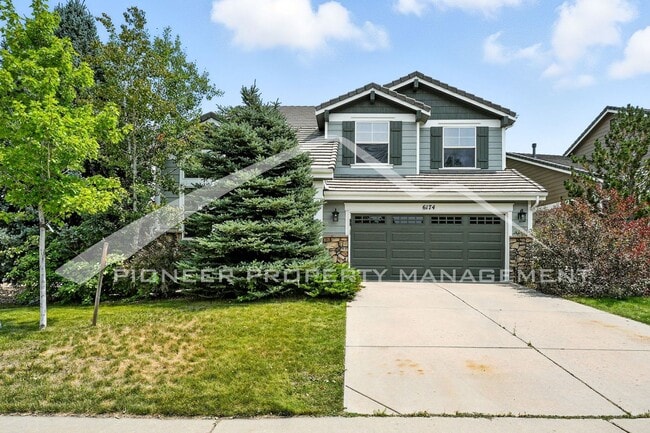 Building Photo - Stunning Home with Washer/Dryer and Centra...