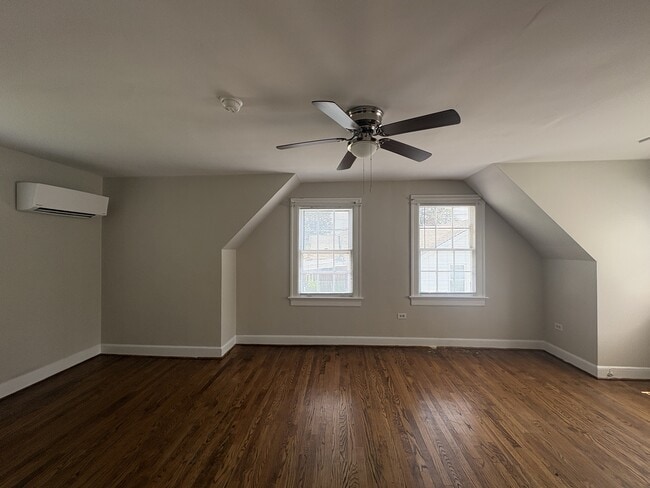 Photo - 142 Grove Ave